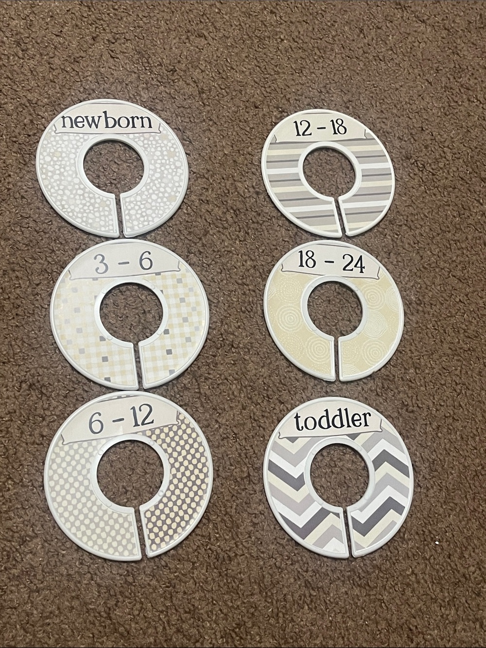 Neutral Baby Closet Divider Set - Gray & Cream Size Organizers